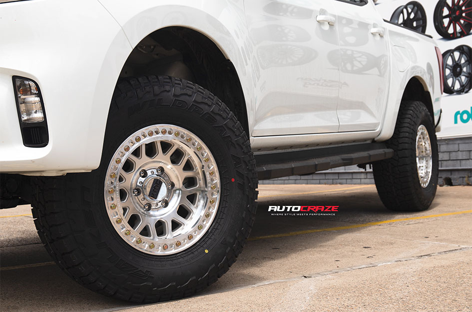 MAZDA BT-50 KMC GRENADE CRAWL BEADLOCK MACHINED 