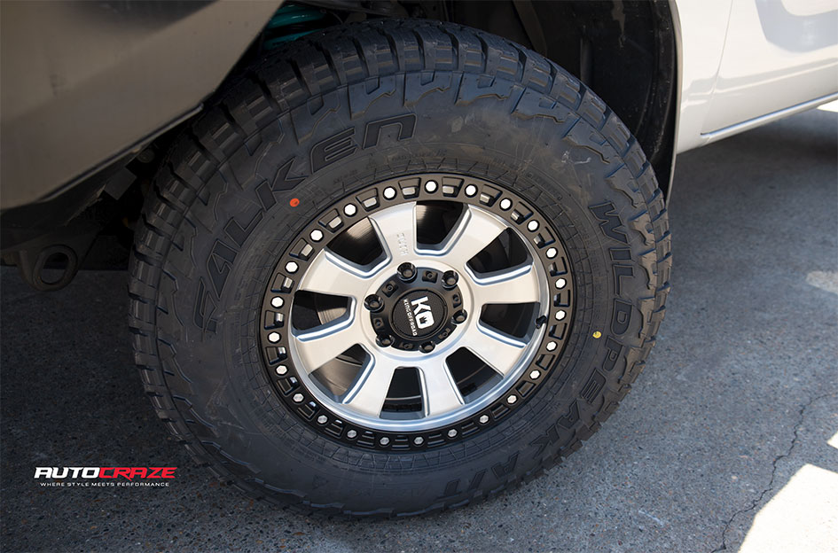 MAZDA BT-50 KING ARMOR SILVER BRUSHED W/ BLACK LIP