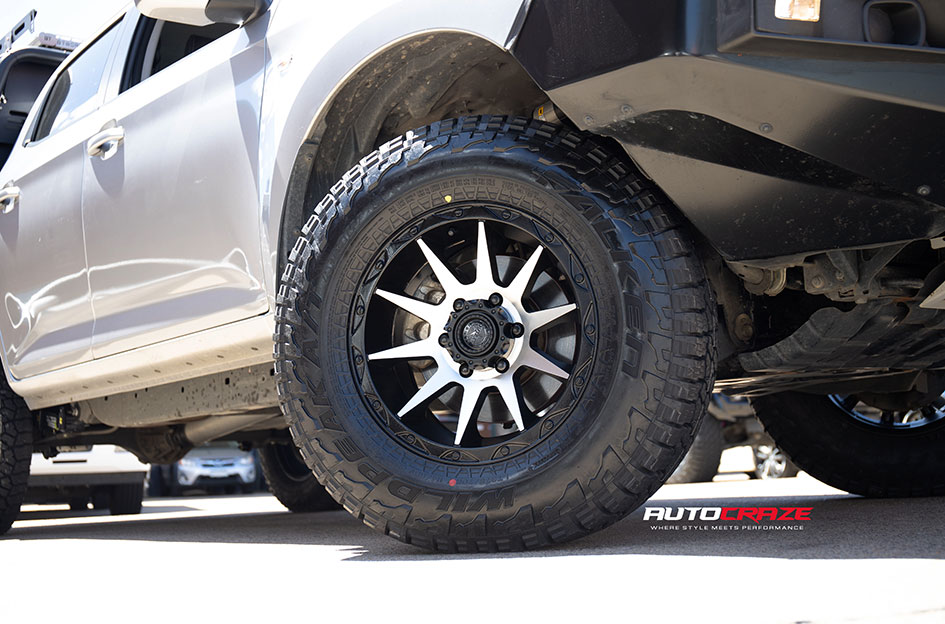 MAZDA BT-50 AMERICAN OUTLAW CORD SATIN BLACK W/MACHINED FACE