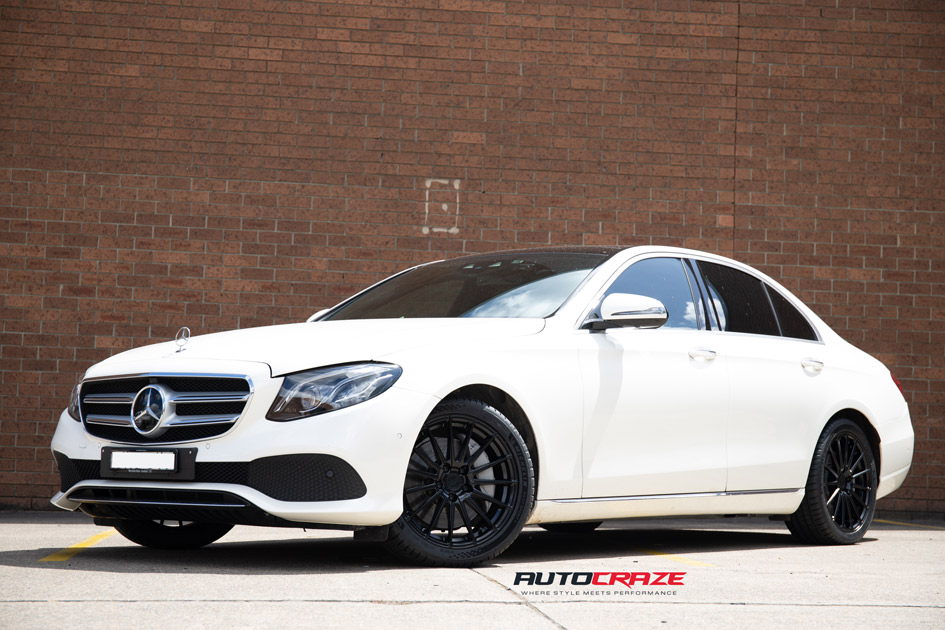 MERCEDES-BENZ E-CLASS KING MILANO SATIN BLACK