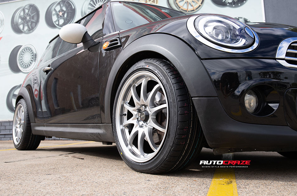 MINI COOPER SSW ROTATE HYPER SILVER