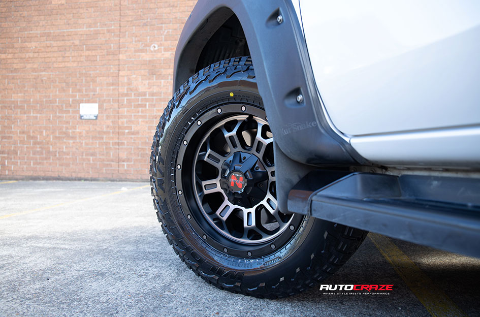 MITSUBISHI TRITON NOMAD RAMAZAN MATTE BLACK TINTED FACE