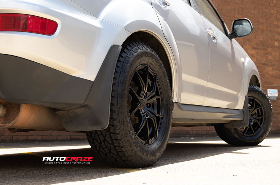 MITSUBISHI OUTLANDER SSW VENOM MATT BLACK 