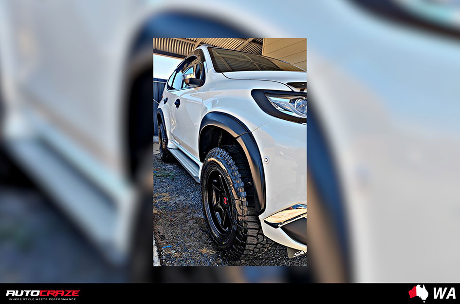 MITSUBISHI PAJERO NOMAD PROSECUTOR MATTE BLACK 