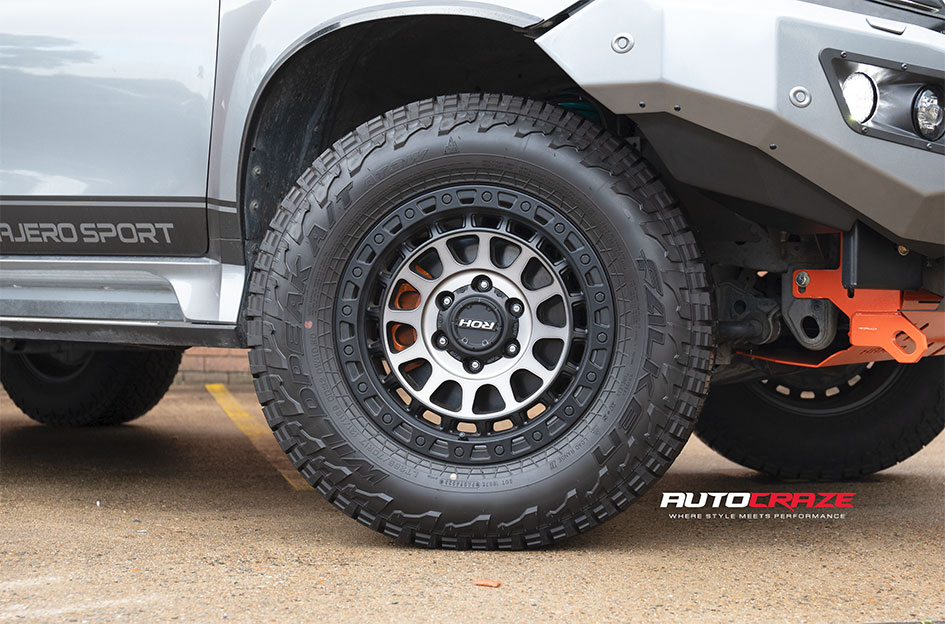 MITSUBISHI PAJERO SPORT ROH ASSAULT MATT BLACK WITH BLACK BOLTS AND GRAPHITE FACE