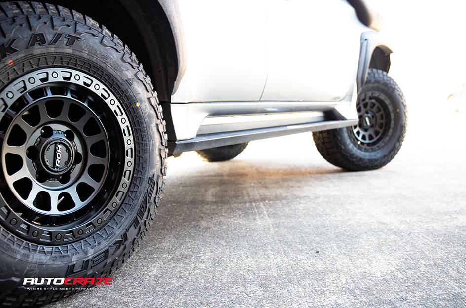 MITSUBISHI PAJERO ROH ASSAULT MATT BLACK
