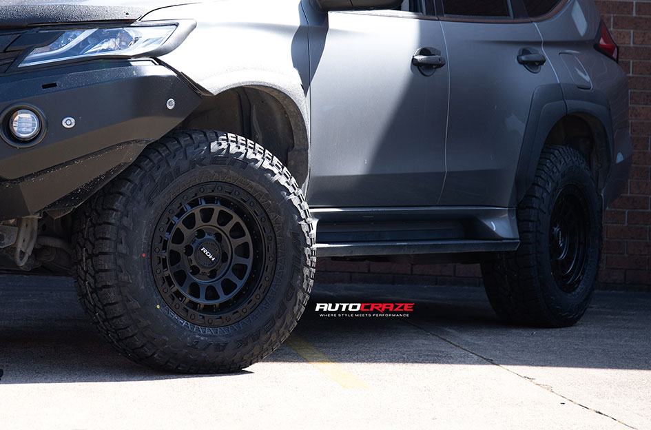 MITSUBISHI PAJERO ROH ASSAULT MATT BLACK