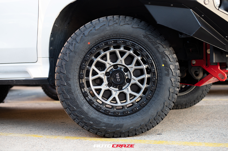 MITSUBISHI PAJERO SPORT CSA THUNDER CSA-X SATIN GRAPHITE BLACK LIP