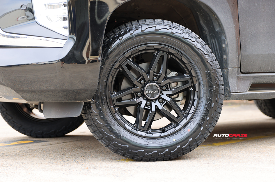 MITSUBISHI PAJERO SPORT NOMAD N232 SATIN BLACK