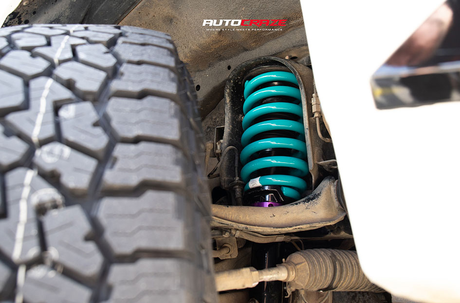 MITSUBISHI PAJERO SPORT ROH ASSAULT MATT BLACK WITH BLACK BOLTS AND GRAPHITE FACE