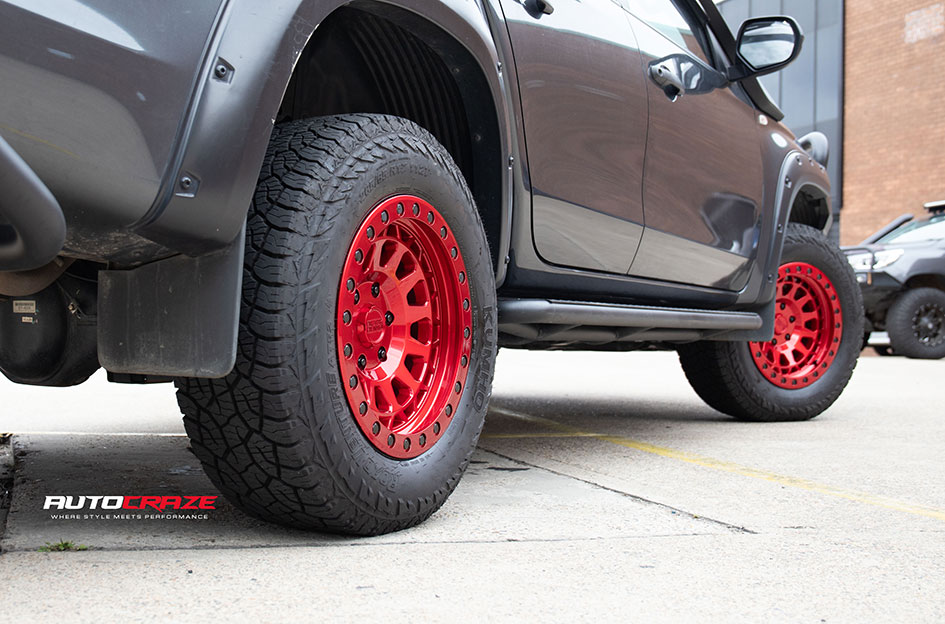 MITSUBISHI TRITON BLACK RHINO PRIMM CANDY RED