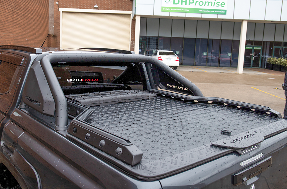 MITSUBISHI TRITON BLACK RHINO RAID MATTE BLACK 
