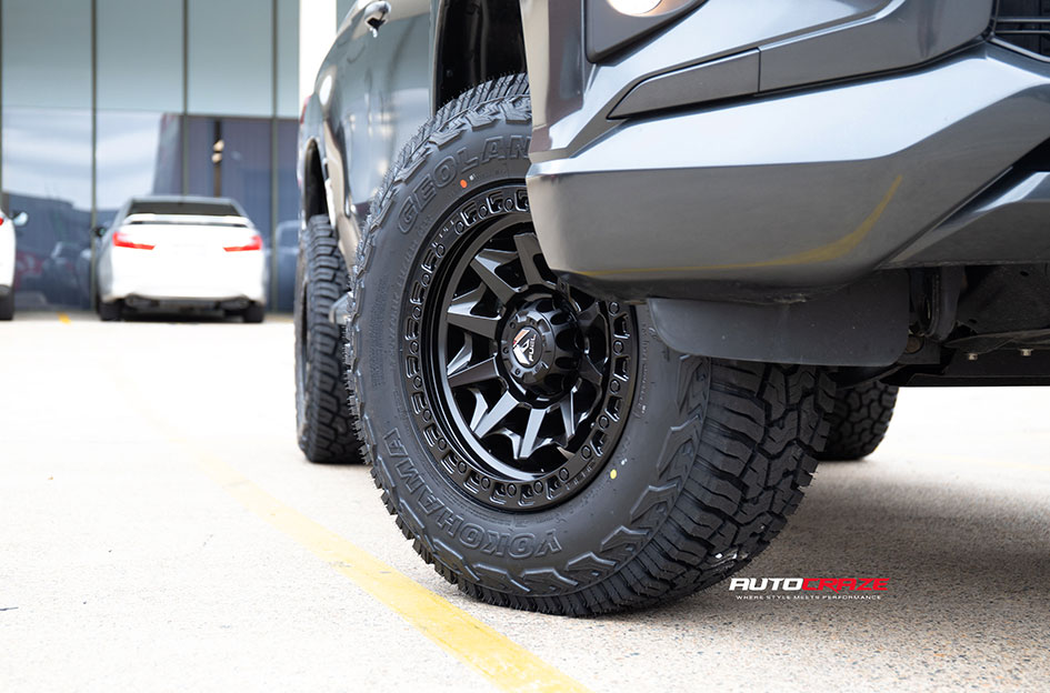 MITSUBISHI TRITON FUEL COVERT MATTE BLACK
