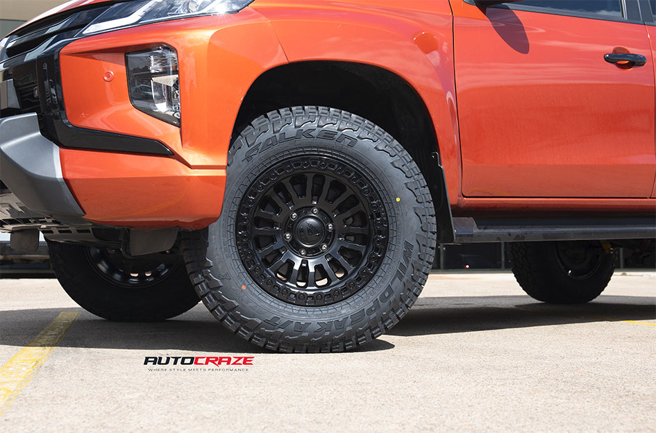 MITSUBISHI TRITON FUEL RINCON MATTE BLACK