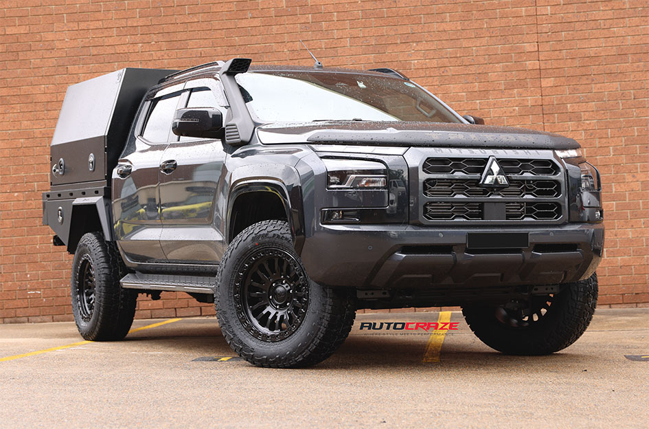 MITSUBISHI TRITON FUEL RINCON MATTE BLACK