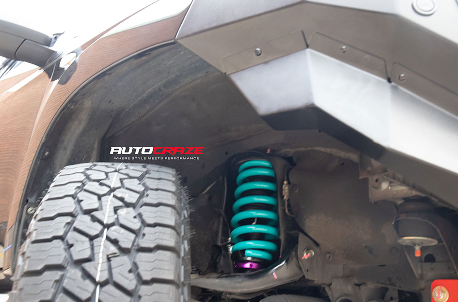MITSUBISHI TRITON FUEL ZEPHYR BRONZE BLACK LIP 