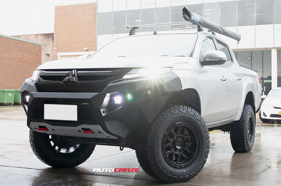 MITSUBISHI TRITON KMC KM544 MESA SATIN BLACK
