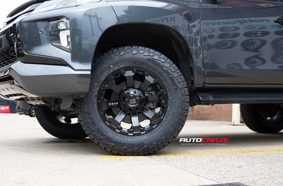 MITSUBISHI TRITON KING AMBUSH SATIN BLACK