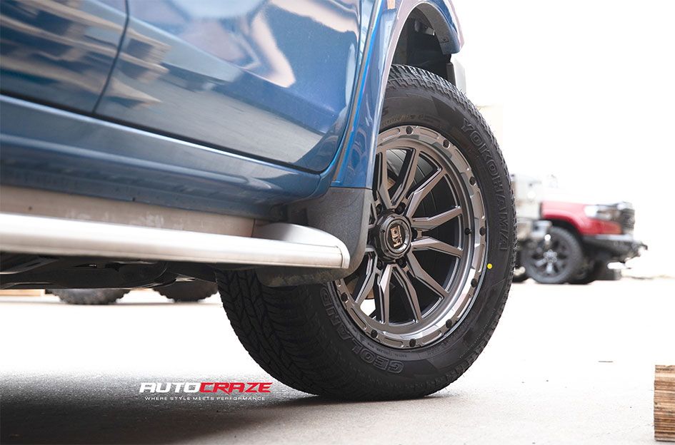 MITSUBISHI TRITON KING STRYKER MATTE GREY