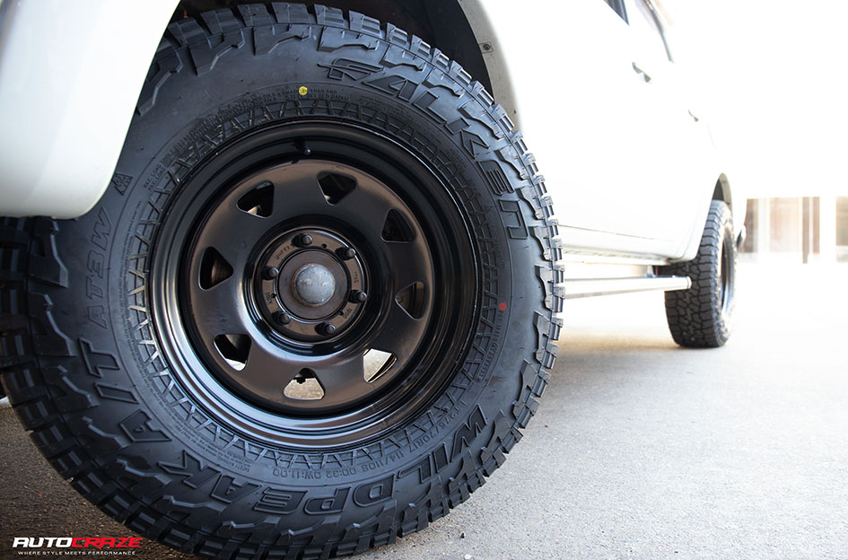 MITSUBISHI TRITON KING TERRA BLACK