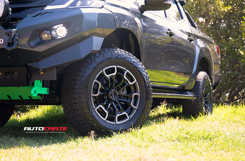 Mitsubishi Triton Nomad N162 Wheels Gloss Black Dark Tint