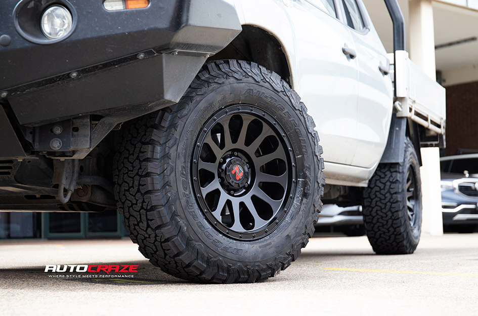 MITSUBISHI TRITON NOMAD VICTIM MATTE BLACK 