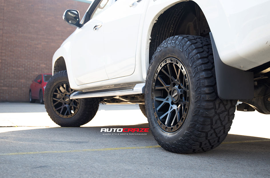 MITSUBISHI TRITON ROH CRAWLER MATT BLACK 