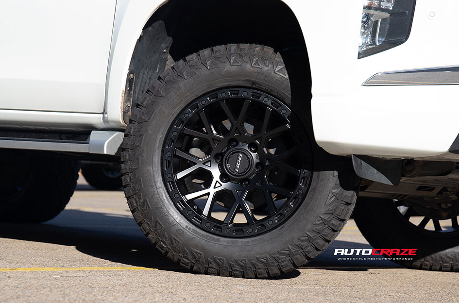 MITSUBISHI TRITON ROH CRAWLER MATT BLACK 