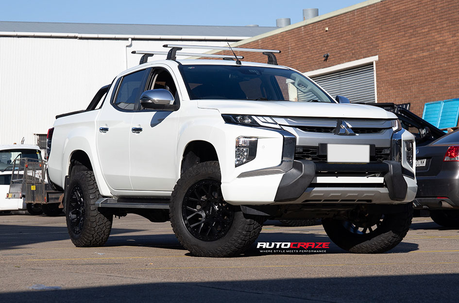 MITSUBISHI TRITON ROH CRAWLER MATT BLACK 