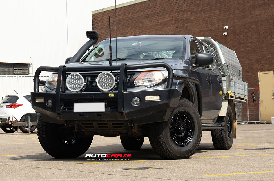 MITSUBISHI TRITON SSW GRANITE MATT BLACK