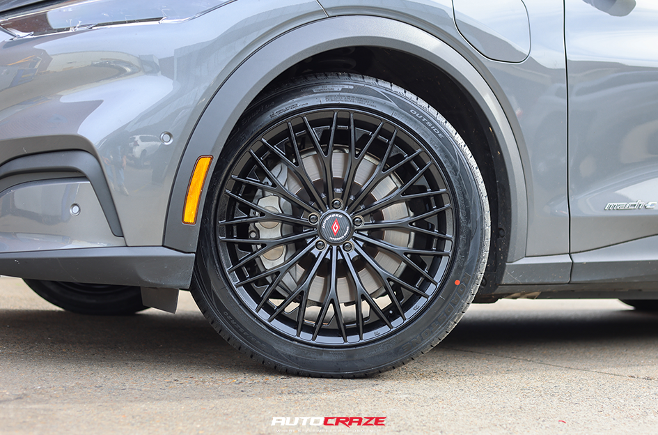 FORD MUSTANG MACH-E INFORGED IFG62 GLOSS BLACK