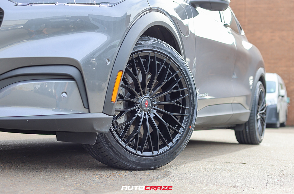 FORD MUSTANG MACH-E INFORGED IFG62 GLOSS BLACK