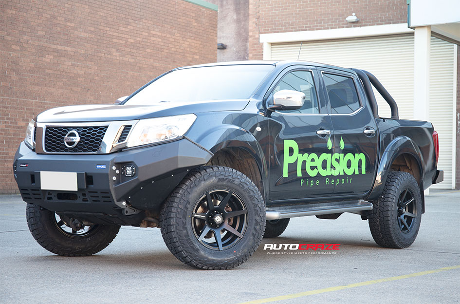 NISSAN NAVARA DIESEL AVALANCHE MATT BLACK