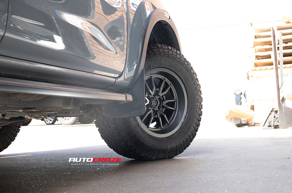 NISSAN NAVARA FUEL CLASH GUNMETAL 