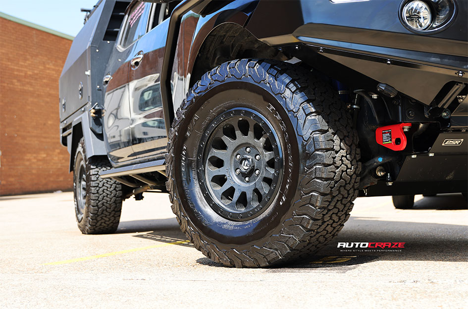 NISSAN NAVARA FUEL VECTOR MATTE BLACK