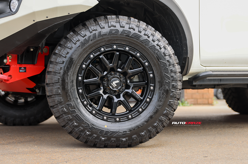 NISSAN NAVARA LENSO MARVEL SATIN BLACK