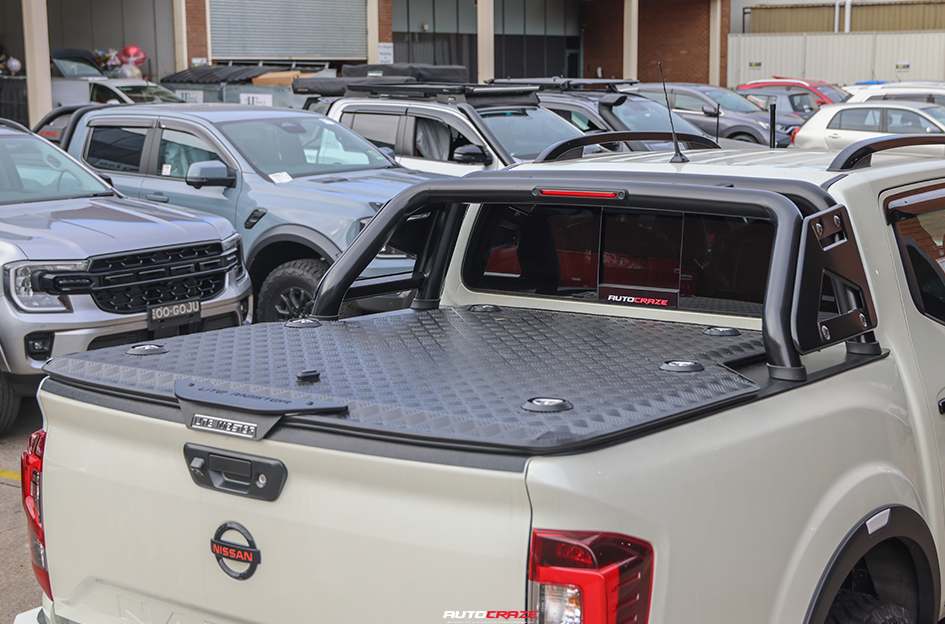 NISSAN NAVARA LENSO MARVEL SATIN BLACK