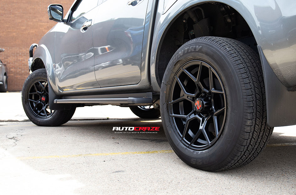 NISSAN NAVARA NOMAD SABBATH MATTE BLACK