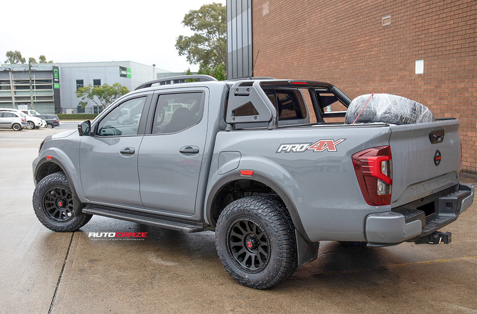 NISSAN NAVARA NOMAD VICTIM MATTE BLACK