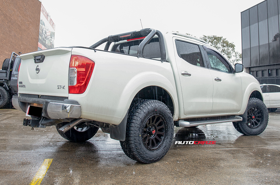 NISSAN NAVARA NOMAD VICTIM MATTE BLACK