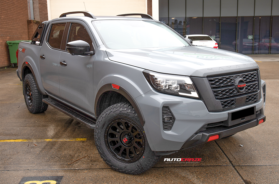 NISSAN NAVARA NOMAD VICTIM MATTE BLACK