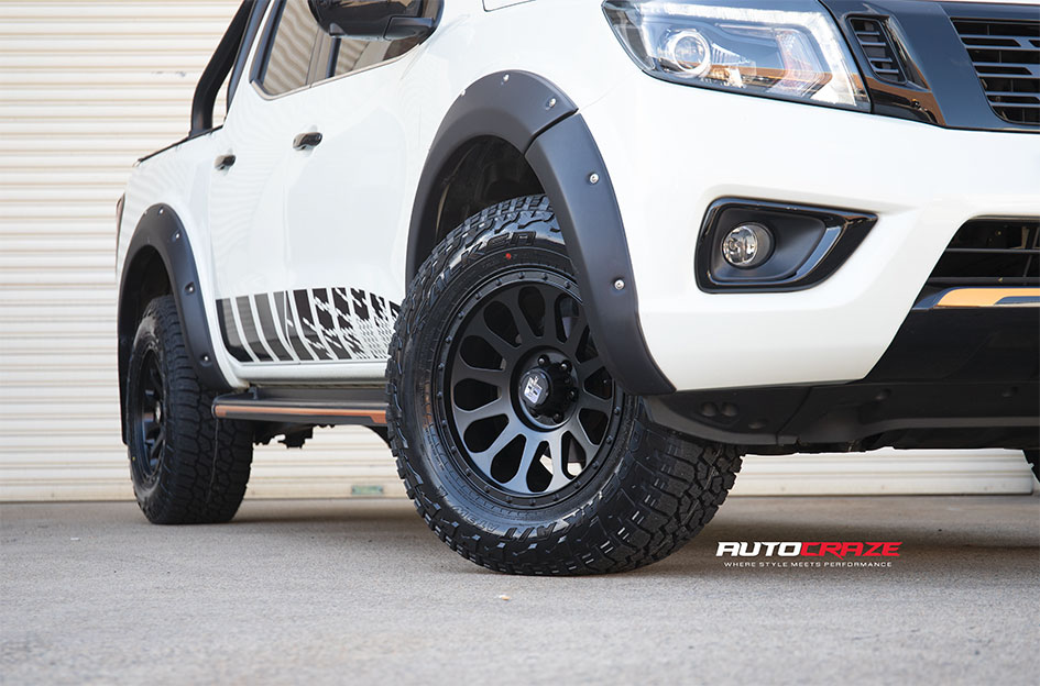 NISSAN NAVARA NOMAD VICTIM MATTE BLACK