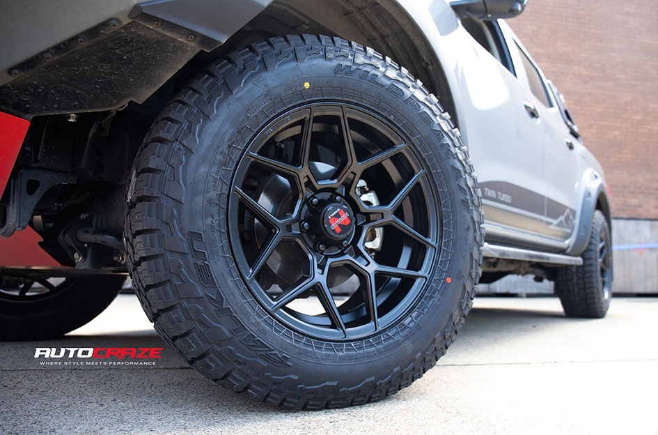 NISSAN NAVARA NOMAD SABBATH MATTE BLACK 