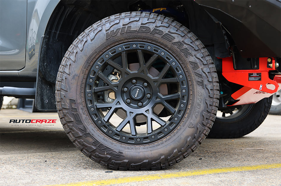 NISSAN NAVARA ROH CRAWLER MATT BLACK 