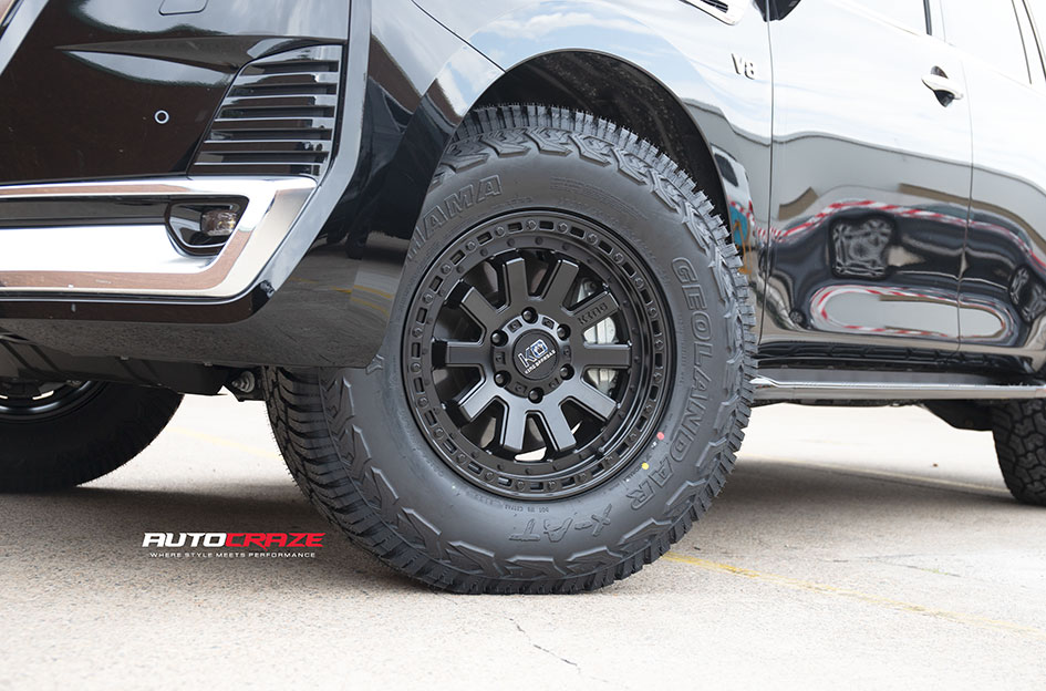 NISSAN PATROL KING SNATCH SATIN BLACK