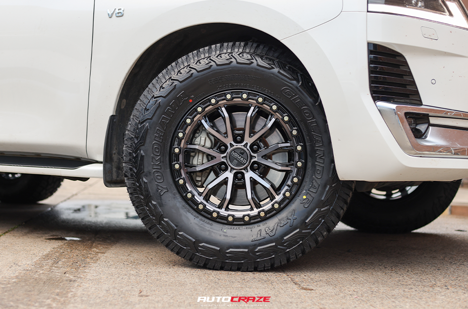 NISSAN PATROL NOMAD N133 GLOSS BLACK DARK TINT