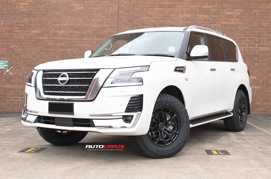 NISSAN PATROL NOMAD N162 SATIN BLACK