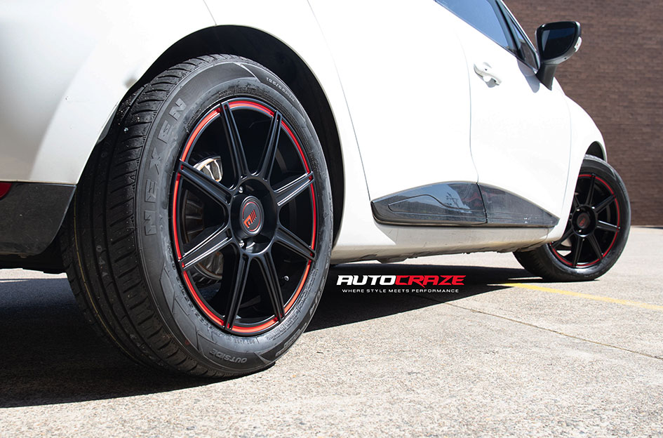RENAULT CLIO MOTEGI MR142 SATIN BLACK WITH RED STRIPE