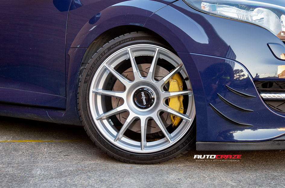 RENAULT MEGANE ROTIFORM DTM SILVER