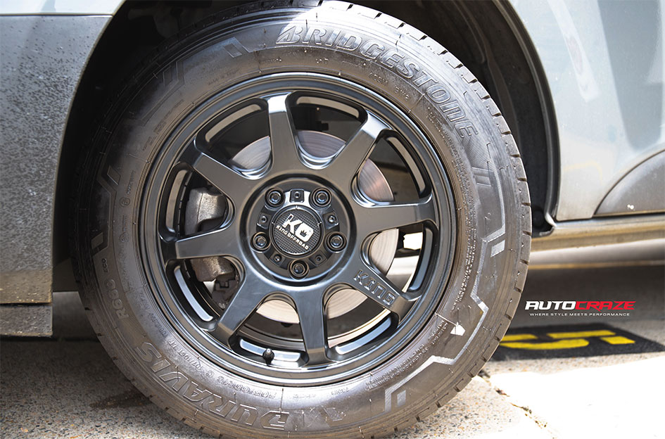 RENAULT TRAFIC KING GRAPPLER SATIN BLACK
